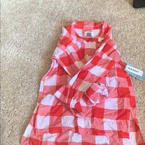 Buttons up shirt